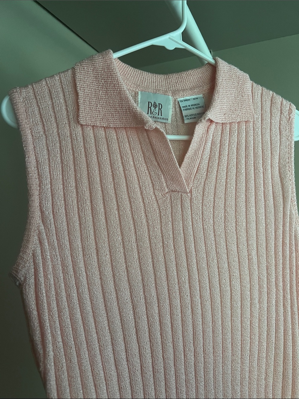Rest & Relaxation • Vintage • Women’s M • Sleeveless Ribbed Polo Tank Top - Pink - Picture 3 of 5